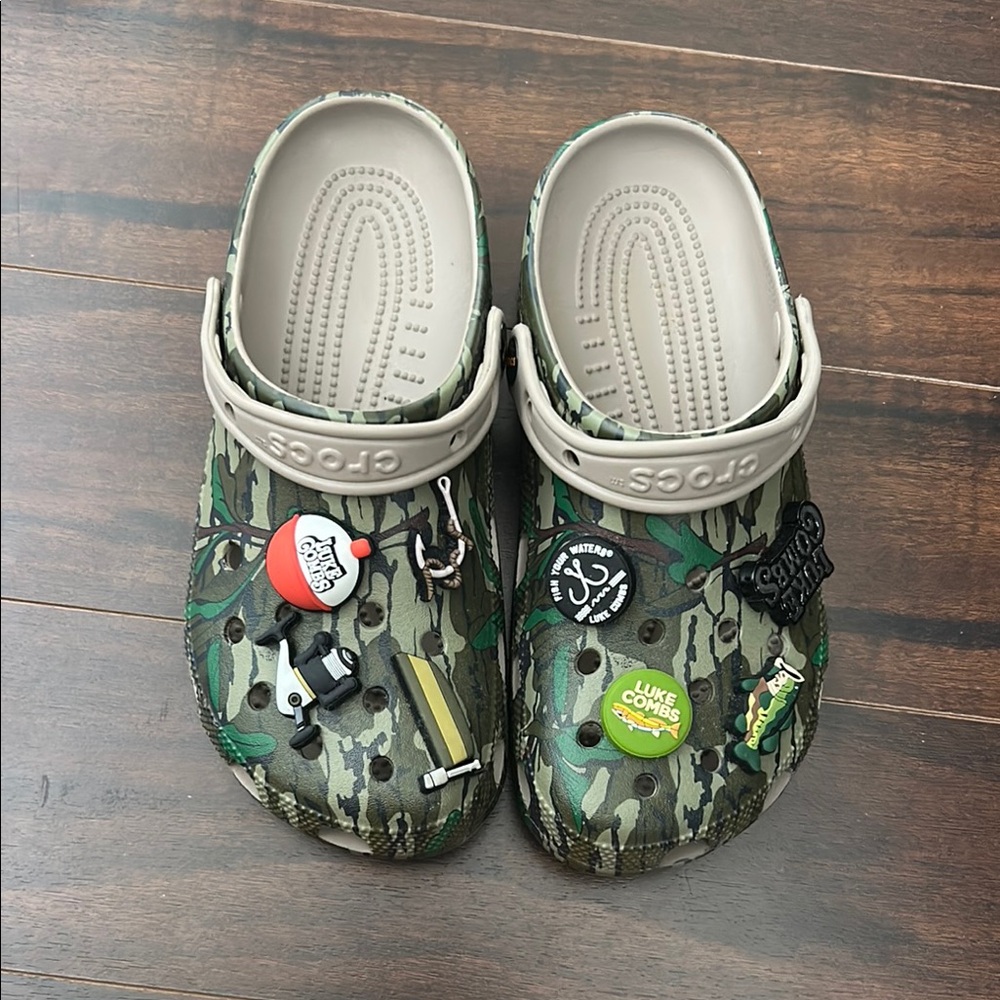 Crocs Luke Combs Camo Clogs